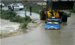 
تگرگ و باران در راه آذربایجان: آب‌گرفتگی و سیلاب طی ۳ روز آینده