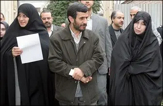 واکنش سایت موسوی به تسلیت احمدی نژاد به رهنورد