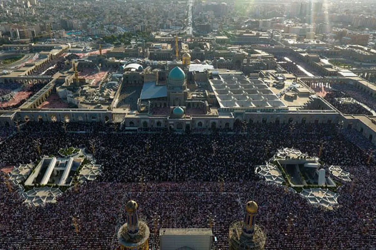 اعزام 700 نفربه زیارت امام رضا(ع) از عواید موقوفات