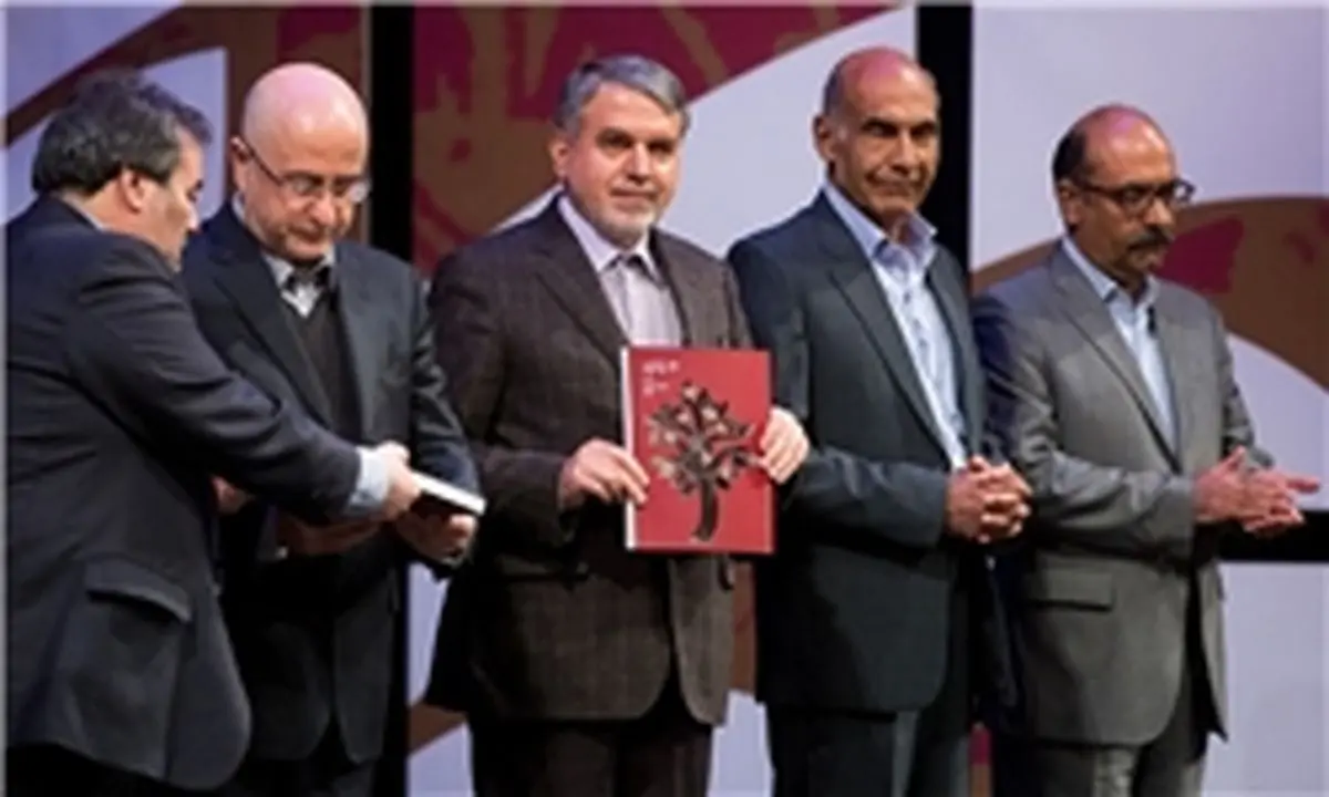 وزیر ارشاد: تکریم هنرمندان تجسمی تکریم ملت است
