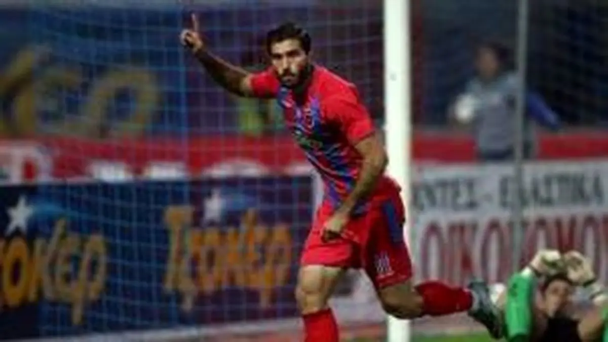 مهاجم پرسپولیسی پیشنهاد 12 میلیارد تومانی را رد کرد