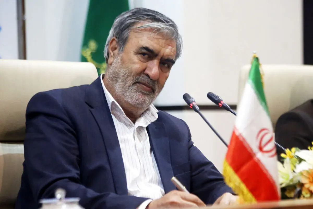 نامه ترامپ به رهبر شهید؛ مذاکره کنید یا آماده جنگ شوید