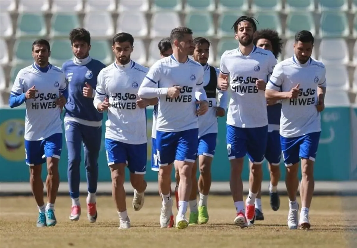 هافبک استقلال به آسمان رفت+ عکس