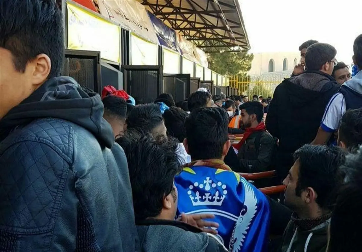 بازار سیاه بلیت قبل از بازی پرسپولیس و استقلال