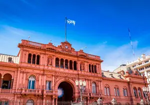 تخلیه دفتر ریاست جمهوری آرژانتین از بیم بمب‌گذاری