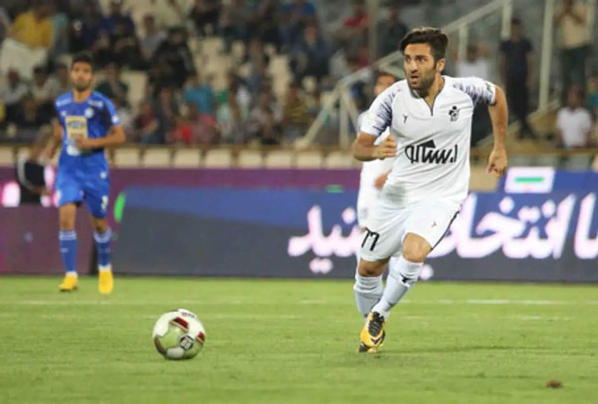 بازیکن سابق پرسپولیس از پیکان جدا شد