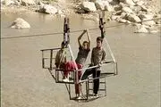 انگشت روستاییان زیر ساتور