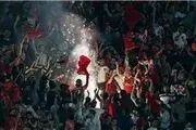 شعار هواداران ذوب‌آهن علیه مهدی‌پور و اسماعیلی‌فر
