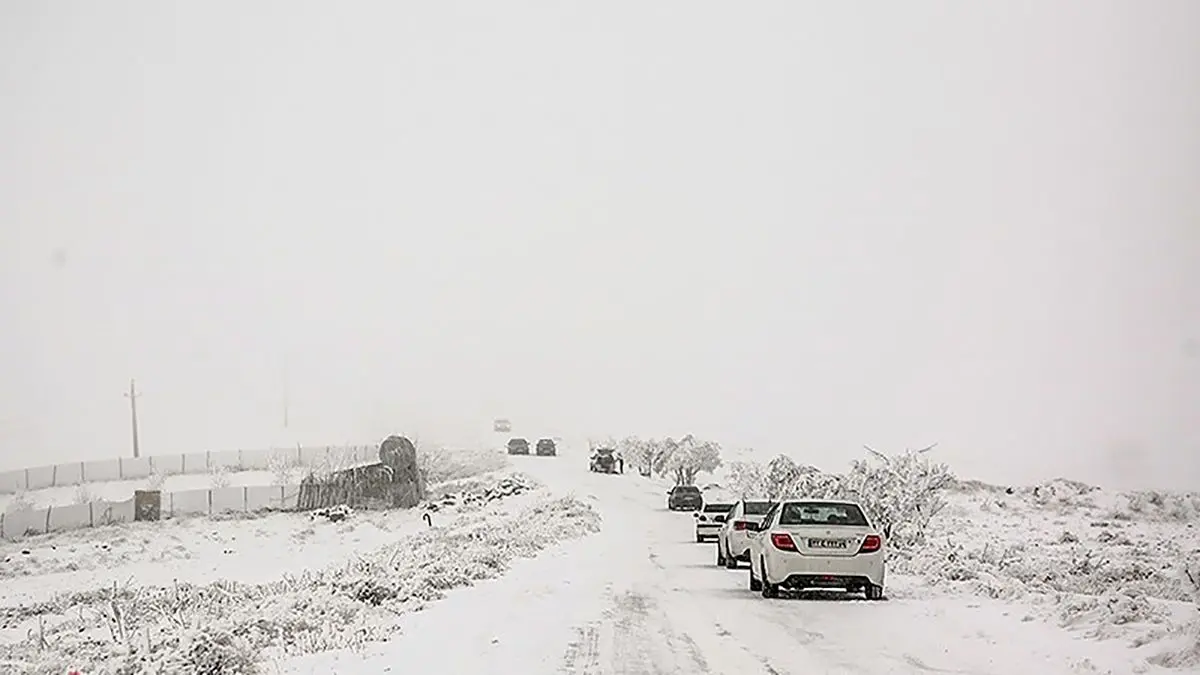 
برف مهمان شب یلدای ایران