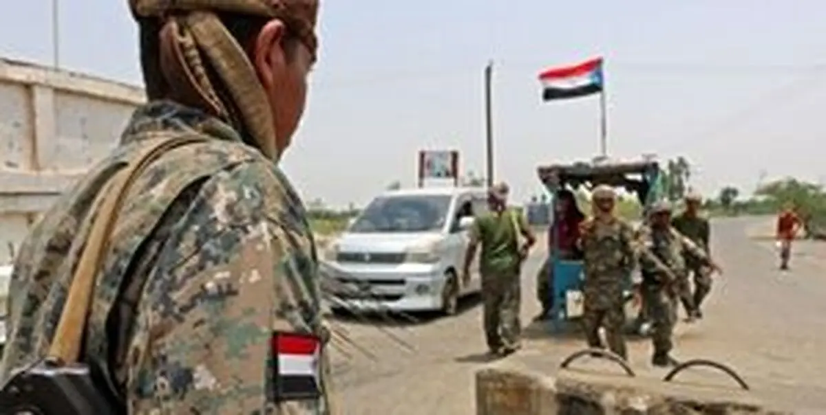 
آمریکا و انگلیس در یمن علیه ریاض کودتا کرده‌اند
