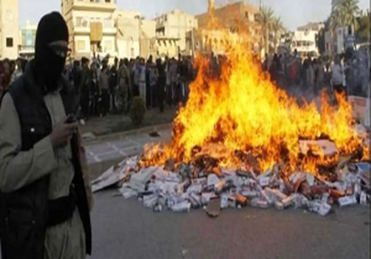 داعش "آرشیو آبی" را در تلعفر آتش زد