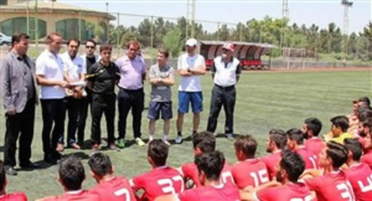 مربی سابق پرسپولیس دستیار گل محمدی شد