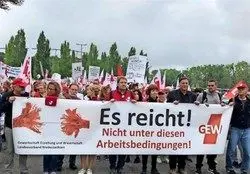 تظاهرات معلمان در هانوفر آلمان