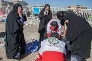 توزیع رایگان دارو بین زلزله‌زدگان توسط سپاه 