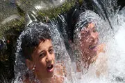 آب تنی در چشمه علی / گزارش تصویری
