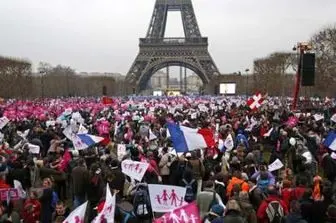 تظاهرات فرانسوی ها علیه ماکرون در فرانسه