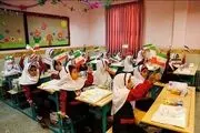 با نوع آموزش‌ها و ساختمان مدارس کودکی را از دانش‌آموزان دزدیده‌ایم