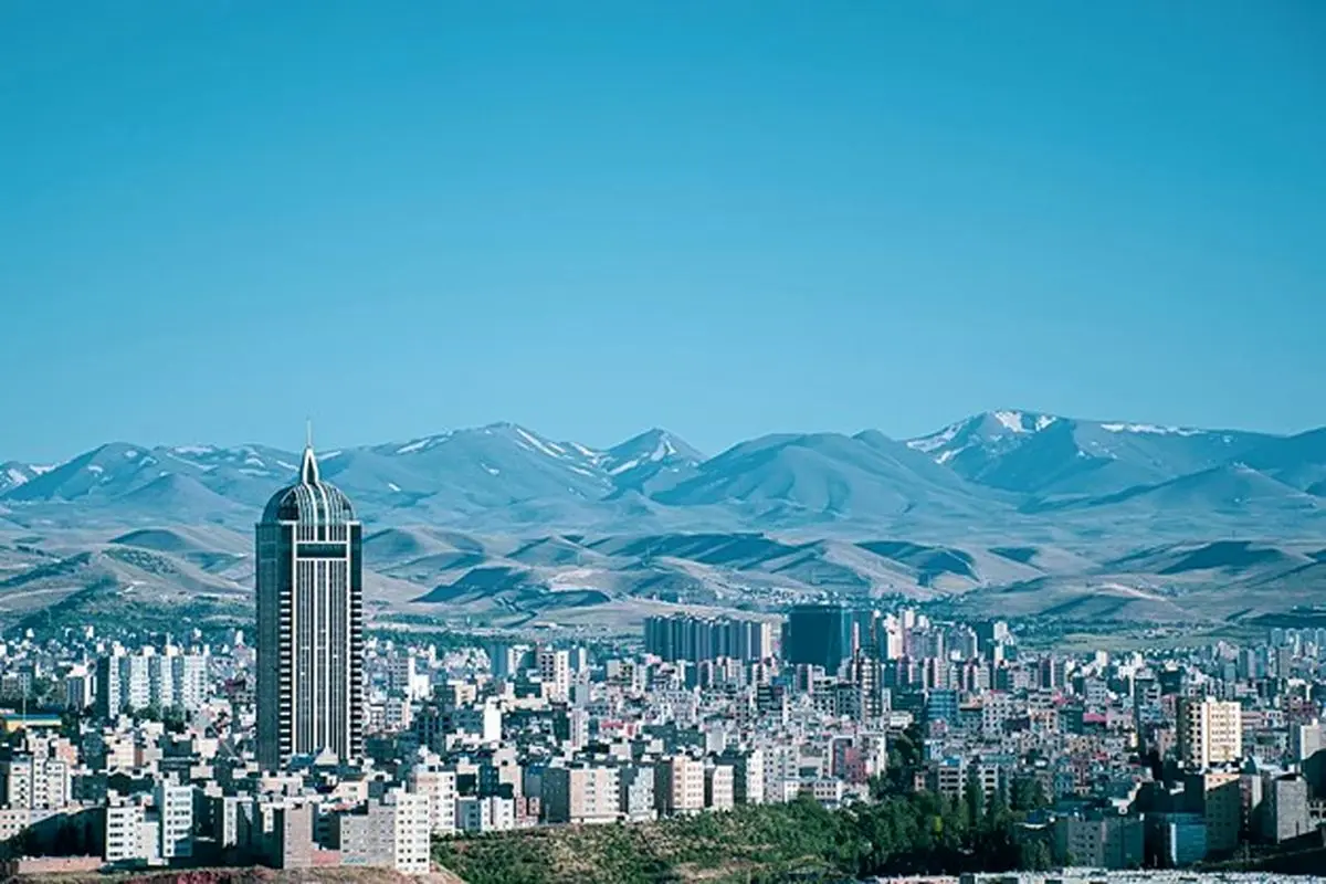 چطور هتل مناسبی برای سفر تابستانی در تبریز پیدا کنیم؟