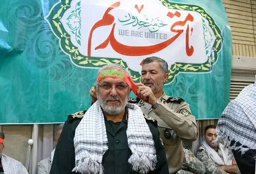 دیدار پیشکسوتان و فعالان دفاع مقدس و مقاومت با رهبر انقلاب/گزارش تصویری