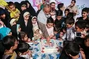 جشن تولد فرزندان شهدای مدافع حرم/ گزارش تصویری