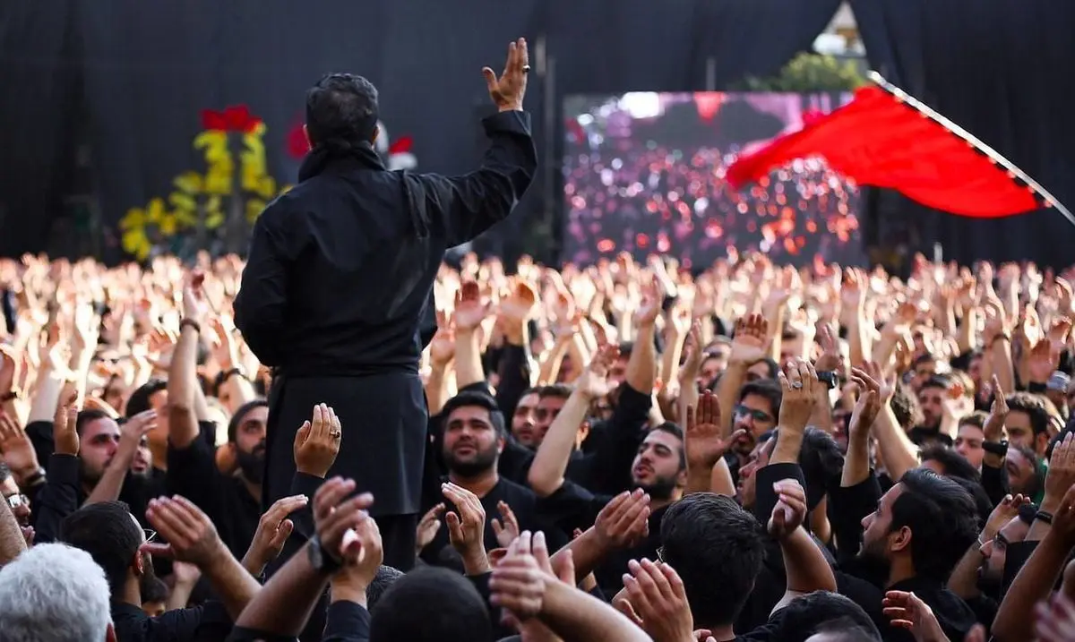 پخش زنده «چهارپایهخوانی» بازار تهران از آپارات
