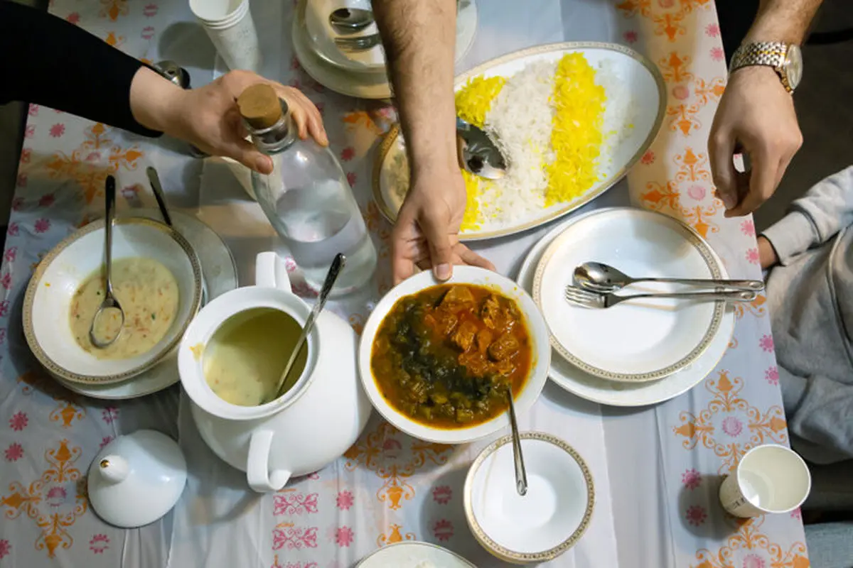 برای غذا خوردن چقدر زمان میگذارید؟