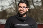 حامد همایون بعد از تزریق داوطلبانه واکسن برکت /عکس