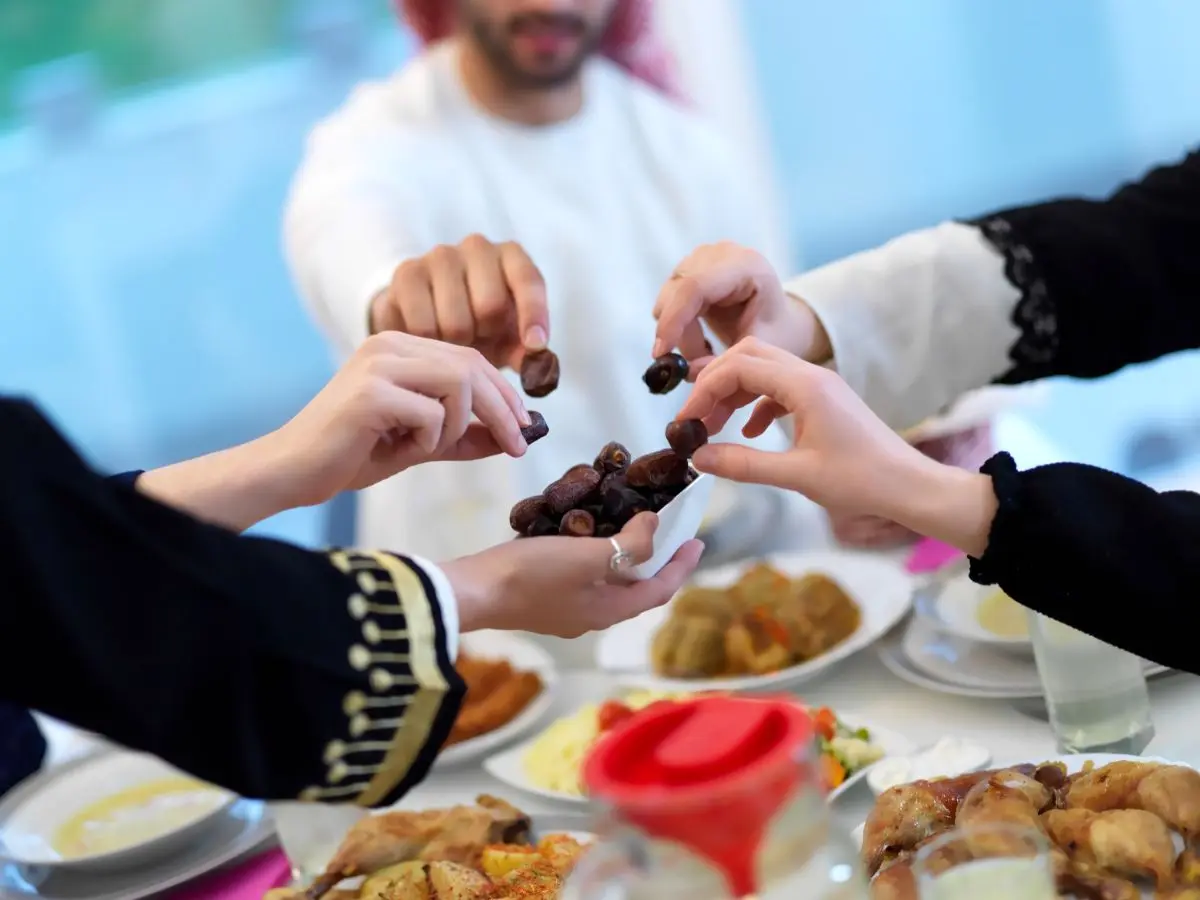 چند توصیه تغذیهای به روزه داران + اینفوگرافی