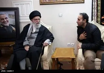حضور رهبر معظم انقلاب در منزل شهید حاج قاسم سلیمانی