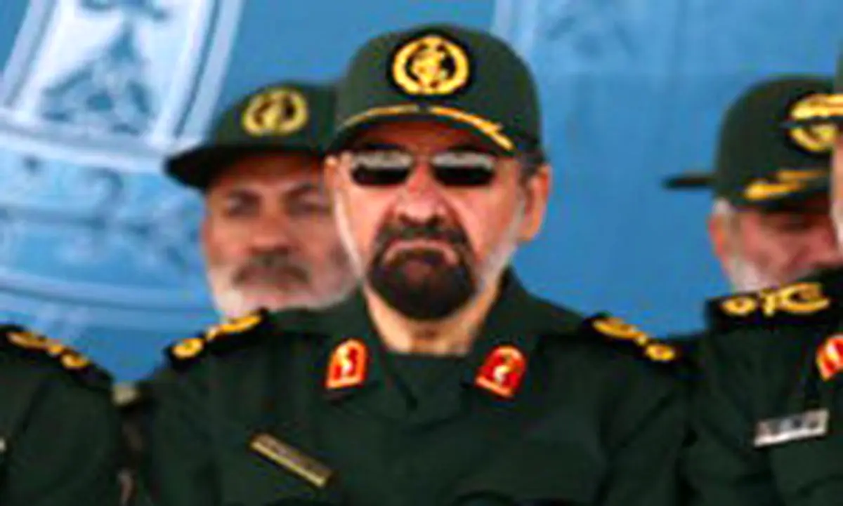 سرلشکر رضایی: تحریم یک جسد مرده است