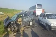 4کشته و زخمی در اثر تصادف سه خودرو در پارس آباد+تصاویر