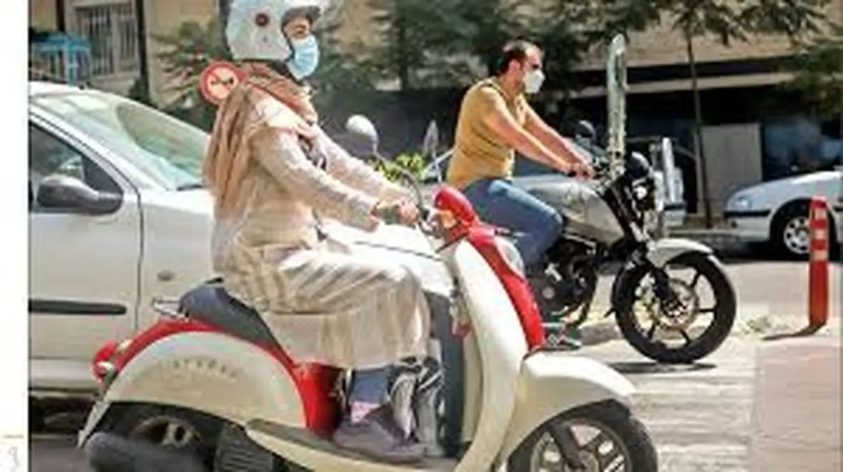 گرفتن گواهینامه موتور برای بانوان آزاد میشود؟