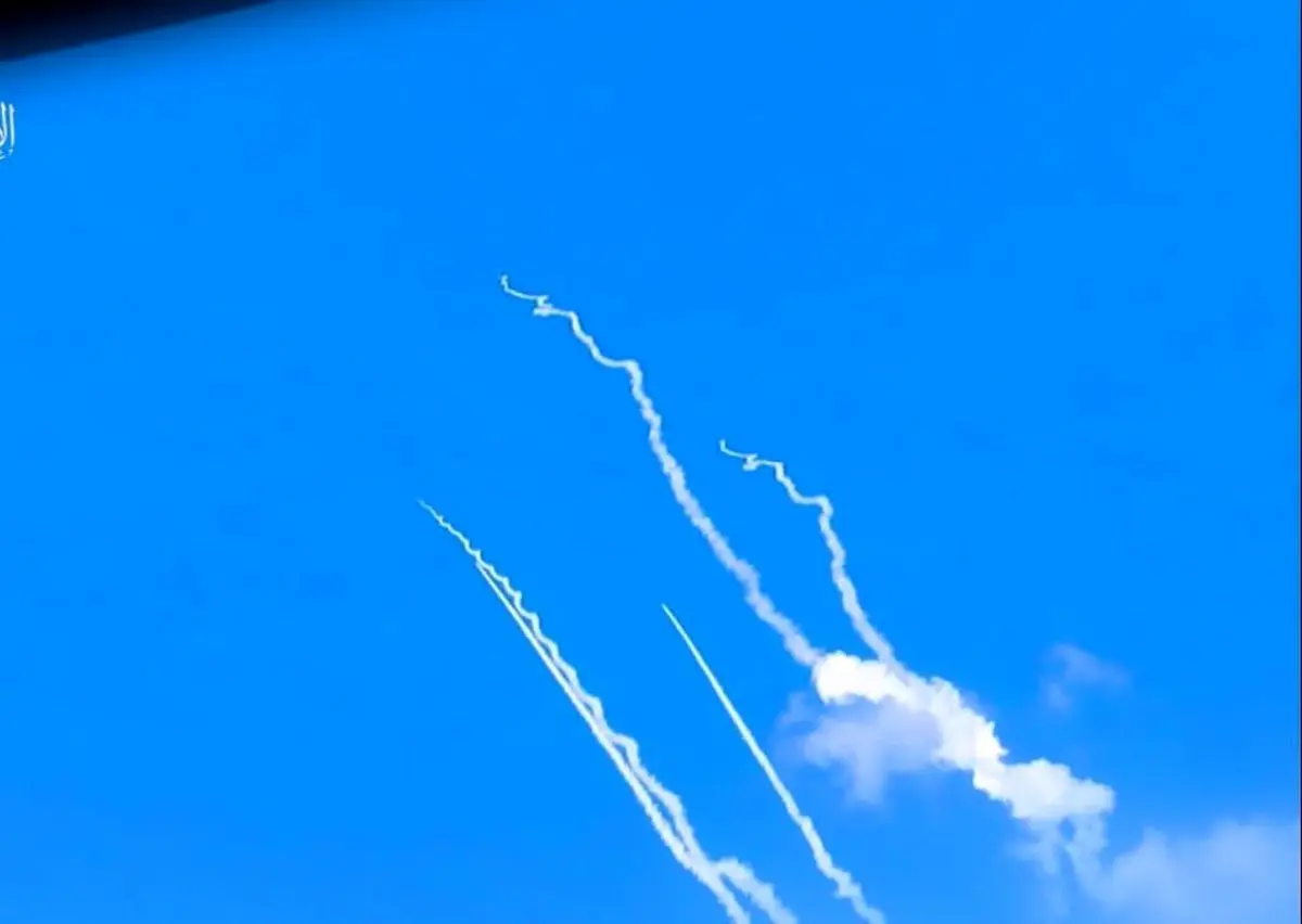 تل‌آویو همچنان زیر آتش موشک‌های ایرانی 