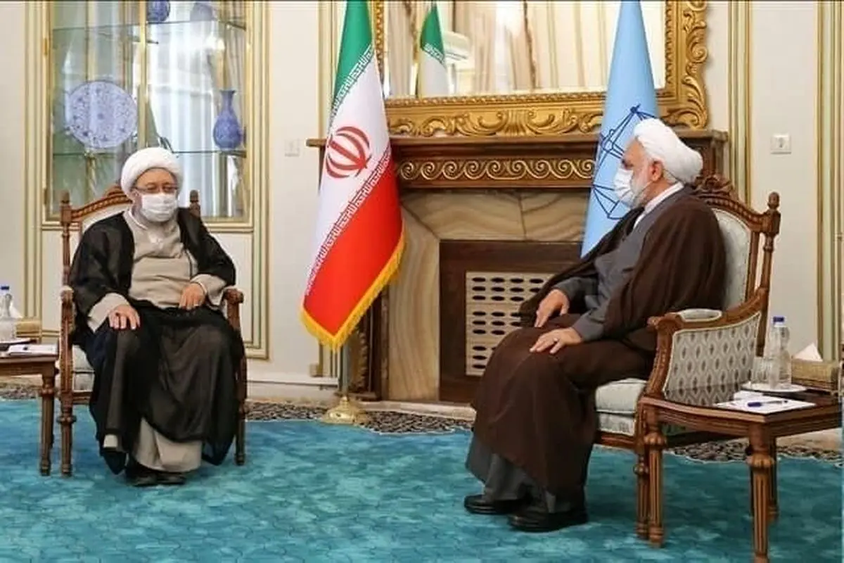  آیت‌الله صادق آملی لاریجانی با رئیس قوه قضائیه دیدار کرد