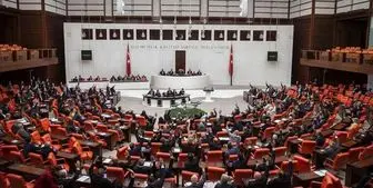 پارلمان ترکیه، تمدید مأموریت نظامی در خلیج عدن را به رأی می‌گذارد