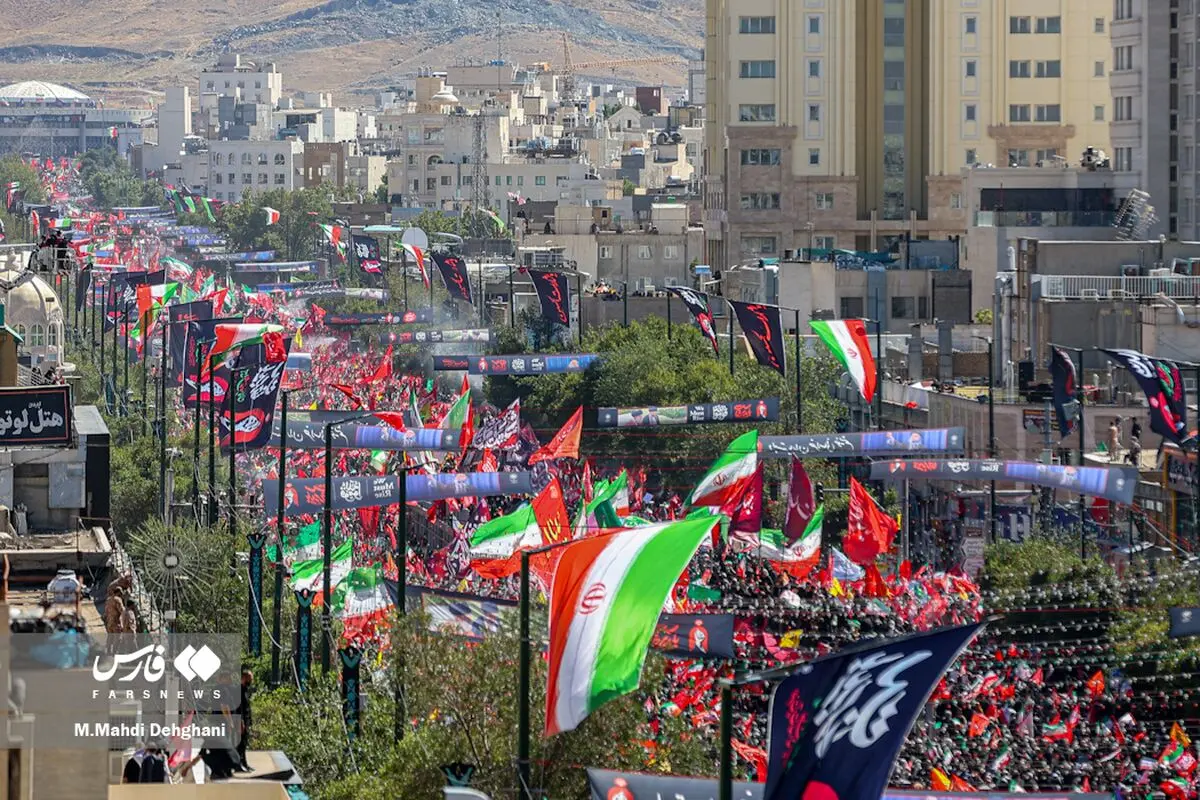 پوستر/ شاه پناهم بده
