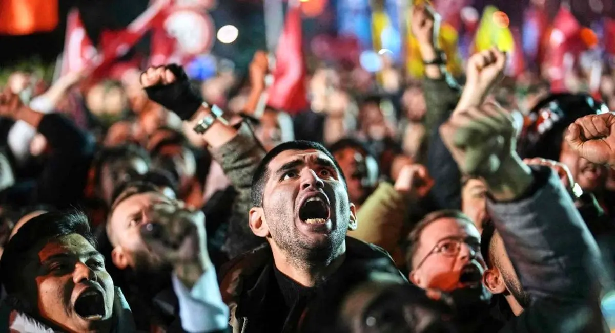 اردوغان شکست خورد؛ گسترش تظاهرات به ۳۲ استان ترکیه