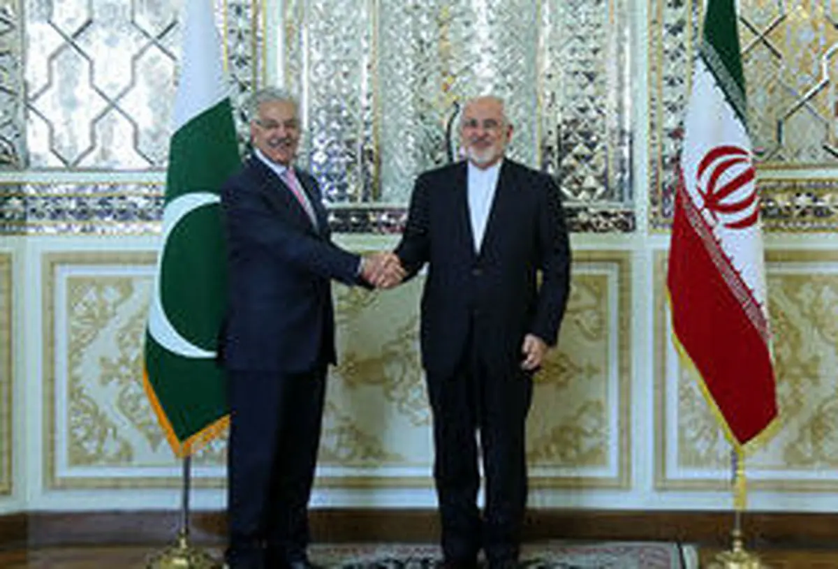 وزیر خارجه پاکستان با ظریف دیدار کرد