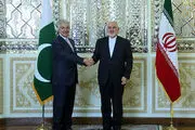 وزیر خارجه پاکستان با ظریف دیدار کرد