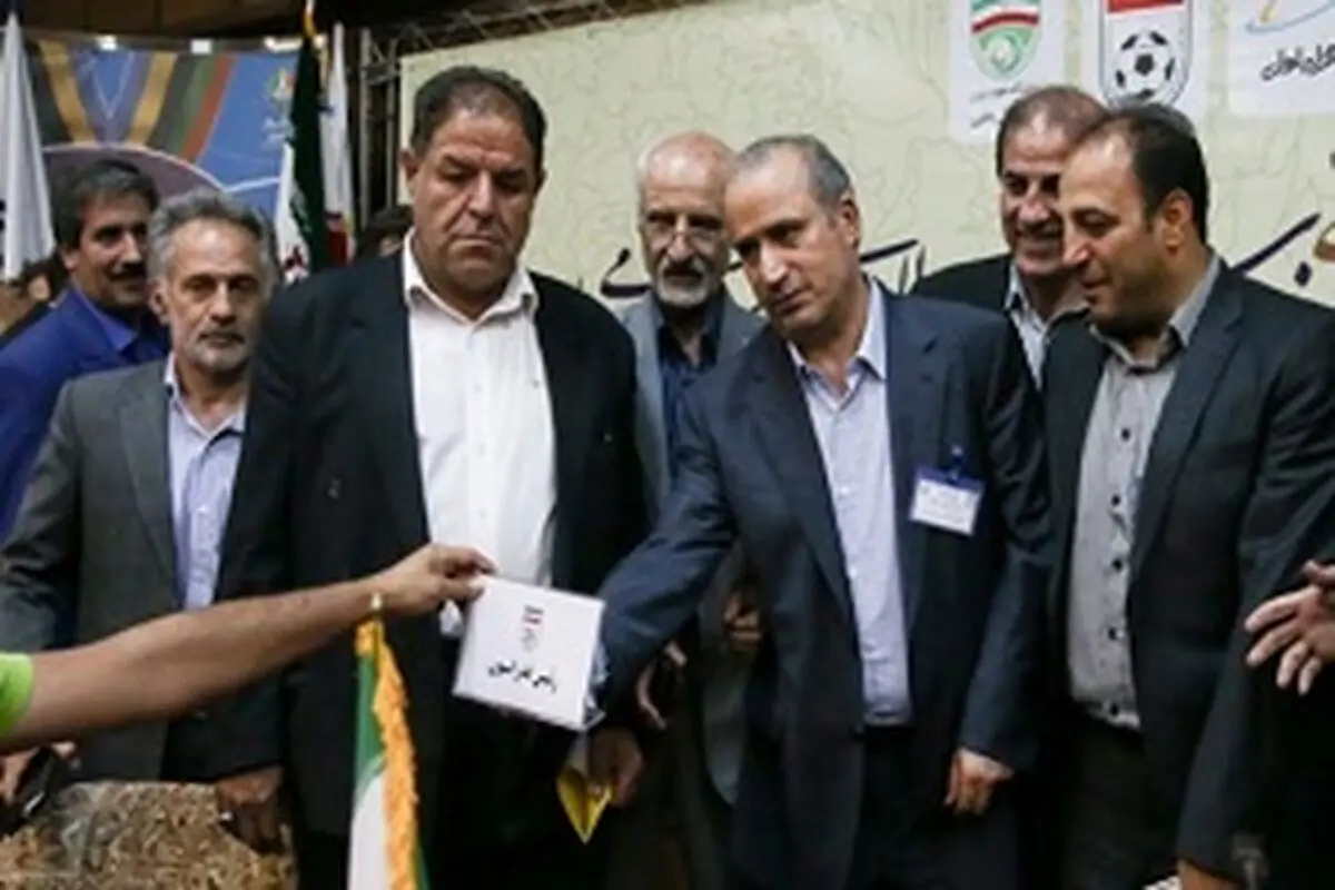 بازنشسته‌های فدراسیون فوتبال رفتنی شدند
