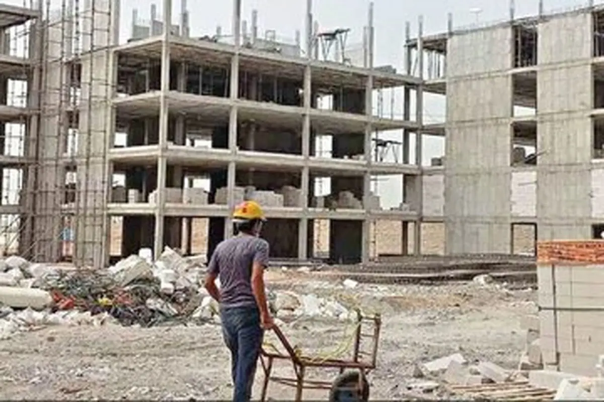 ساخت مسکن کارگران کلید خورد