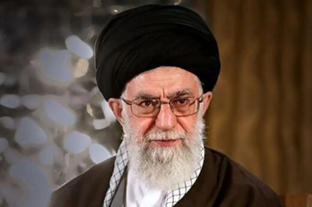 دلیل گریه رهبر انقلاب در غم از دست دادن سردار دلها/ فیلم