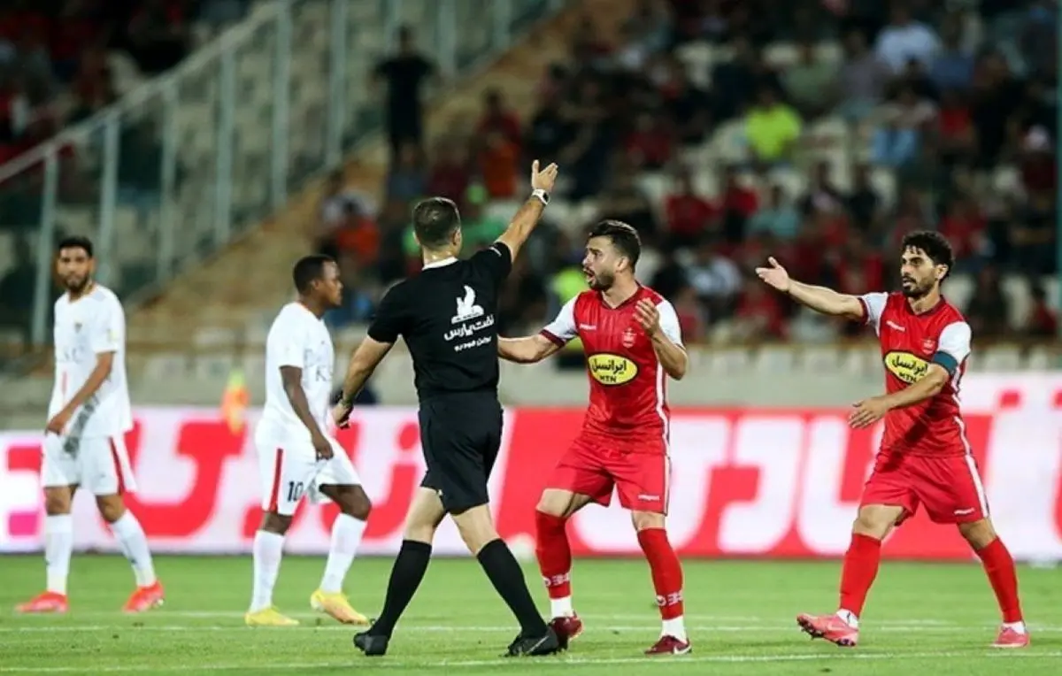 هافبک جنجالی سرخها، بجای استقلال به کرمان میرود!