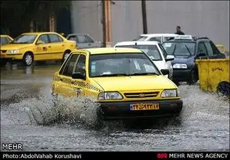 تهرانی ها منتظر بارش باران باشند