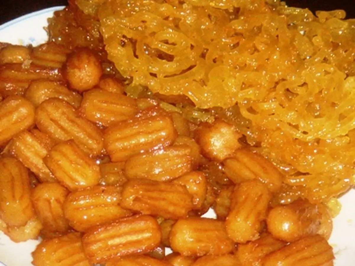 توزیع زولبیا و بامیه به صورت بسته بندی وکیوم شده
