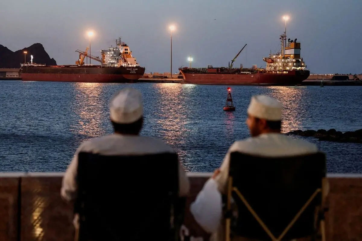 عمان در مورد تنگه هرمز آب پاکی را روی دست آمریکا ریخت