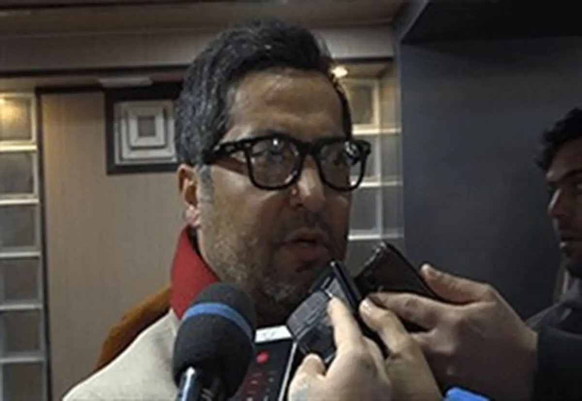 میناوند: پرسپولیس استقلال را هم شکست می دهد
