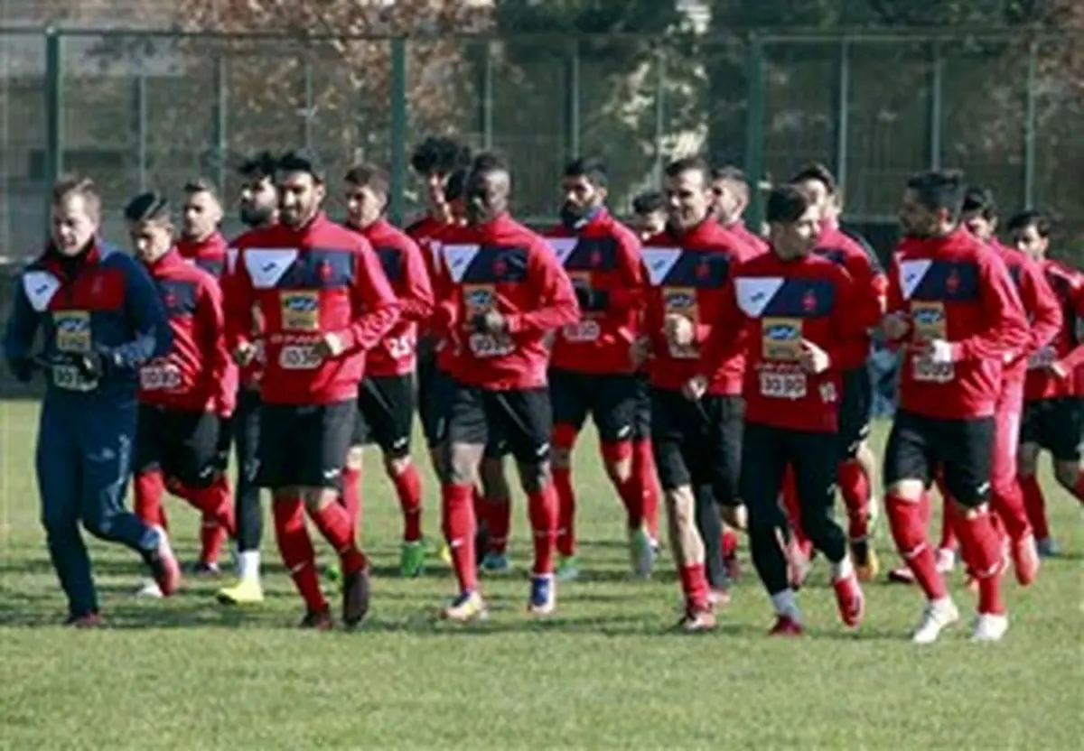 نیمکت طلایی ، نقش اول پیشرفت دوباره پرسپولیس