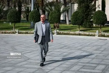 وزیران ابراهیم رئیسی در حیاط دولت