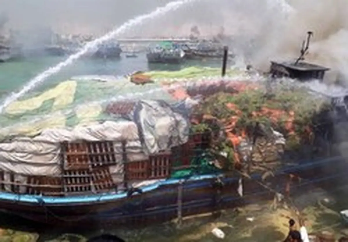 آتشسوزی در اسکله کنگان